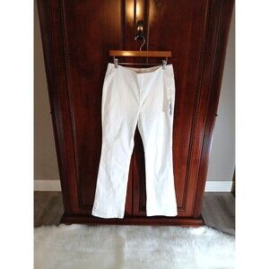 NWT's Soft Surroundings Size M White Pull On Bootcut Full Length Denim Pants